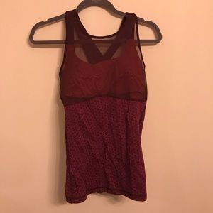Lululemon tank top with built in bra